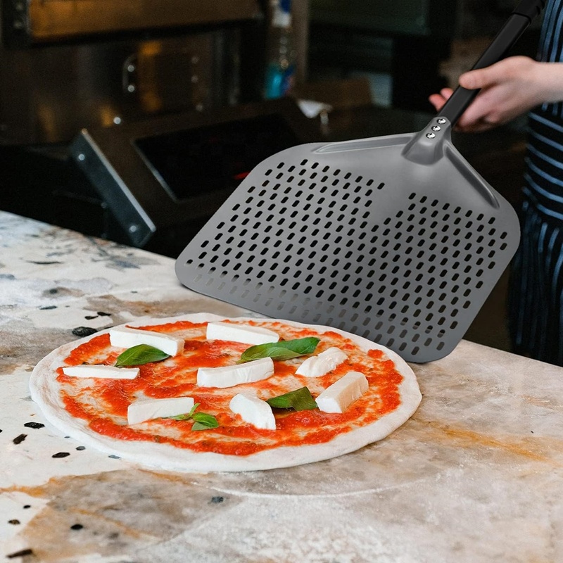 12 Inch Perforated Pizza Peel Metal Pizza 3.jpg