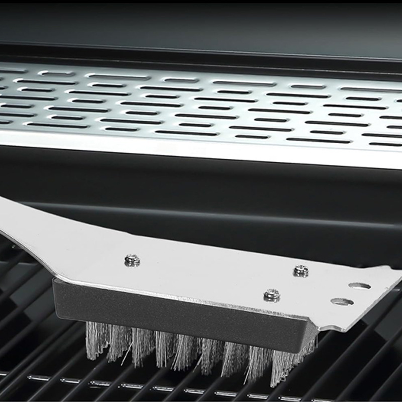 Heat-Resistant Stainless Steel BBQ Tool Set with Silicone Handles — product detail 5 | YinHao Houseware