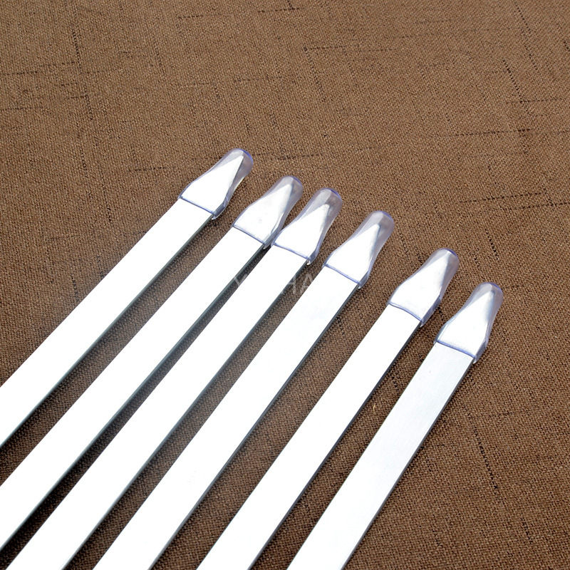 16.5 Inch BBQ Skewers with Wooden Handles with Flat Blade — product detail 4 | YinHao Houseware