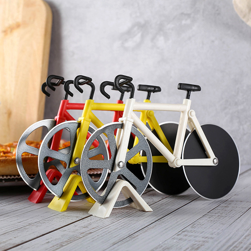 Bike-Shape Pizza Cutter — product detail 6 | YinHao Houseware