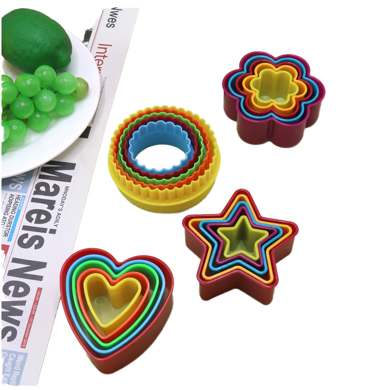 MOQ 2Sets Plastic Cookie Cutters Fruit Vegetable.png