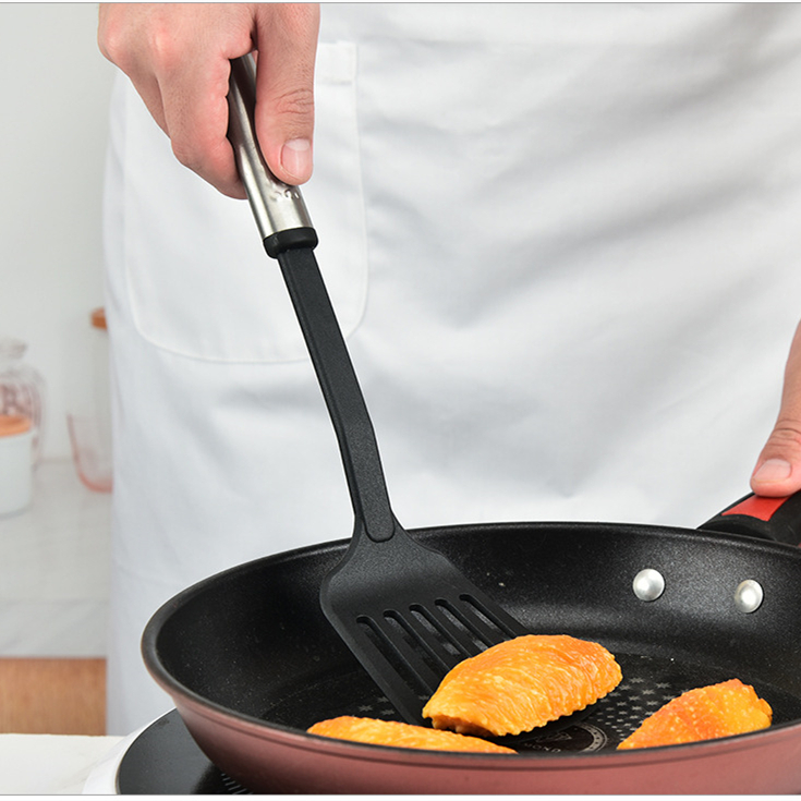 Non Stick Heat Resistant Nylon Kitchen Utensil 3.jpg