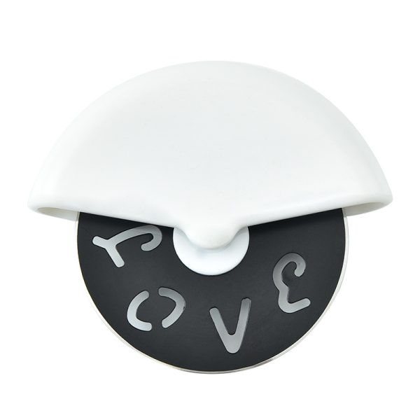 Pizza Cutter with Cutting Wheel — product image 3