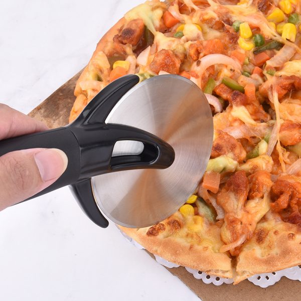 Premium Pizza Cutter for Gifting — product image 2
