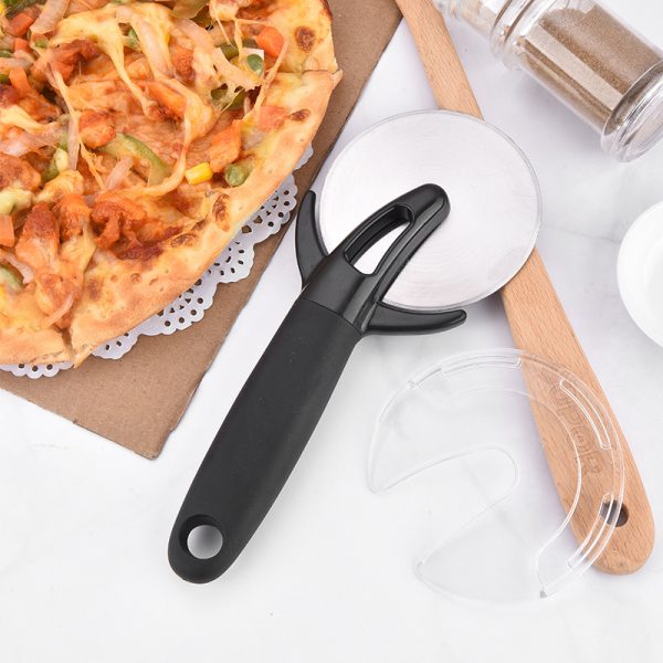 Premium Pizza Cutter for Gifting — product image 5