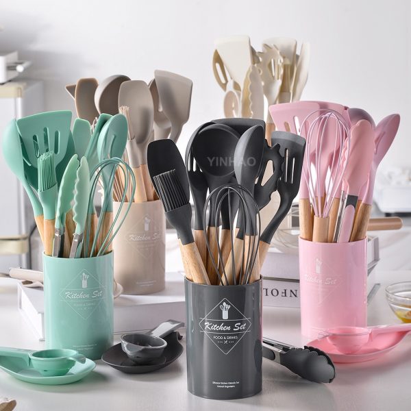 14-Piece Kitchen Utensil Set with Wooden Handles — product image 1