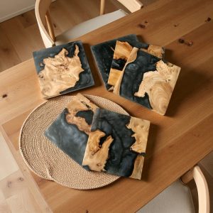 YINHAO Wholesale Square Epoxy Resin WoodCup Coaster.jpg